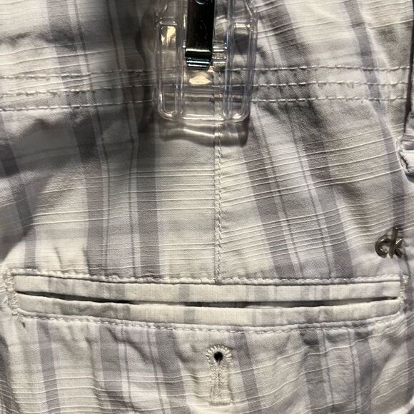 Calvin Klein grey, white and taupe plaid flat front men’s shorts size 40 - Picture 5 of 10